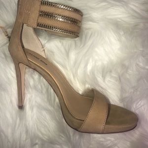 Womens Gianni Bini“Zaylie”